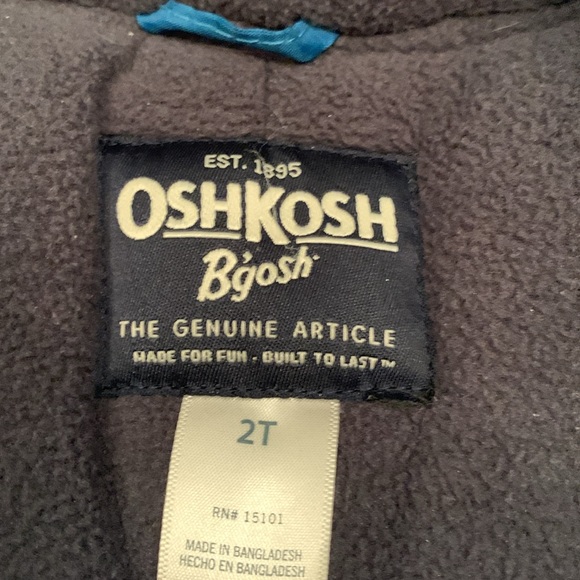 Boys warm winter coat - Picture 3 of 6